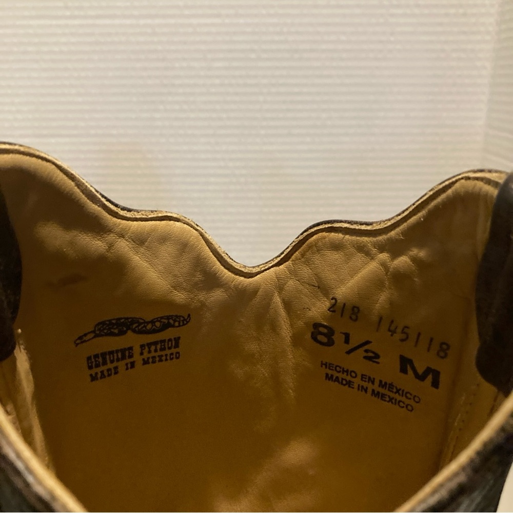 Women’s Brown Leather With Tan Python And Embroidery Pull On Cowboy Boots SZ 8.5 - Picture 9 of 11